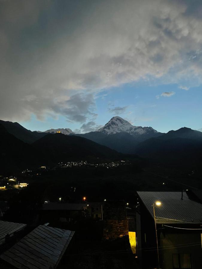Hotel Graf Kazbegi Esterno foto