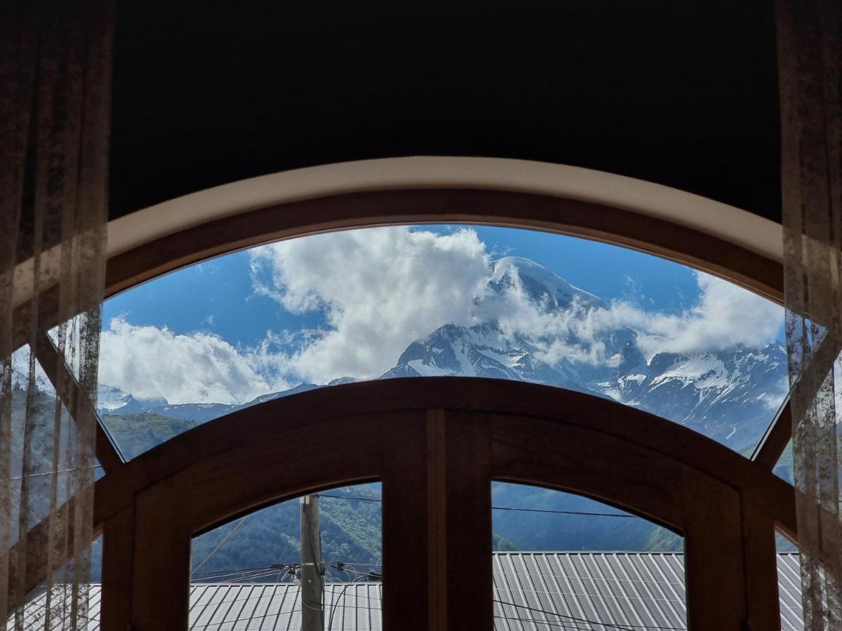 Hotel Graf Kazbegi Esterno foto