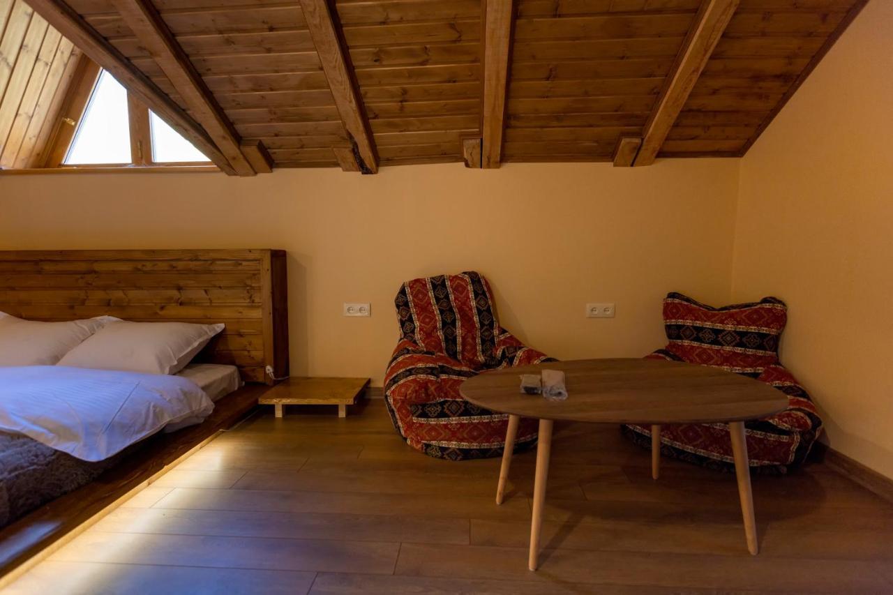 Hotel Graf Kazbegi Esterno foto
